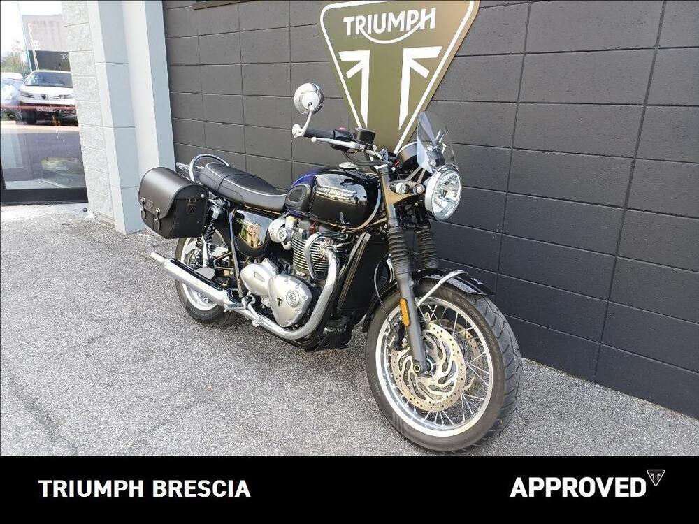 Triumph Bonneville T120 Stealth Edition (2024) (2)