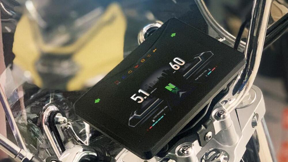 Um Italia Renegade Classic 300 (2025) (4)