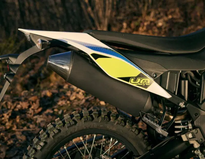 Um Italia DSR 125 EX (2023 - 26) (3)