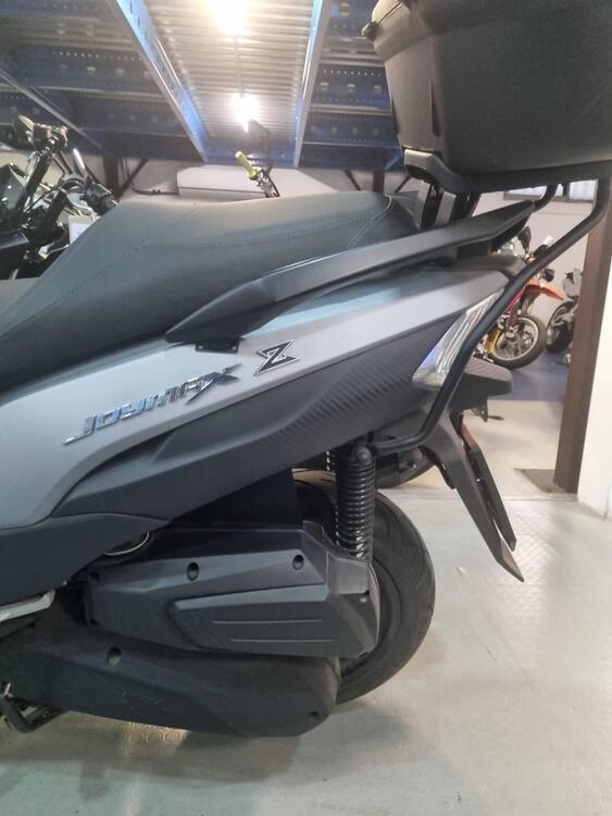 Sym Joymax 300 Z ABS (2018 - 20) (4)