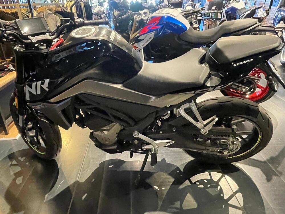 CFMOTO 300NK (2021 - 25) (5)
