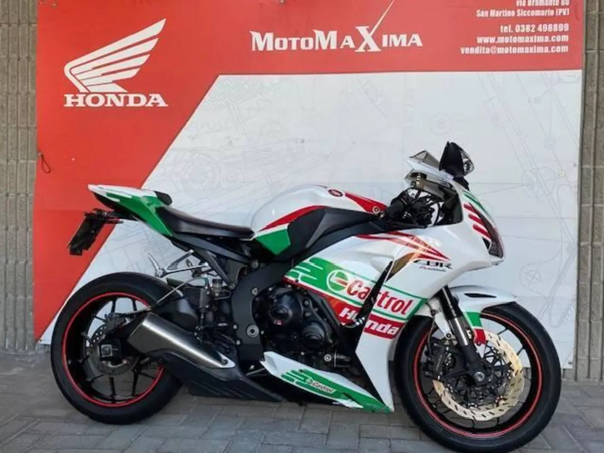 Honda CBR 1000 RR Fireblade (2012 - 16)