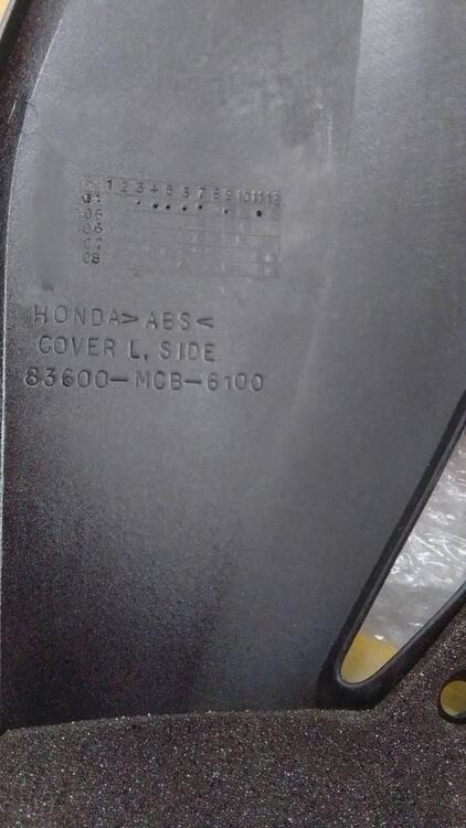 Carena Fianchetto Sinistro Honda XL 650 V dal 2000 (2)
