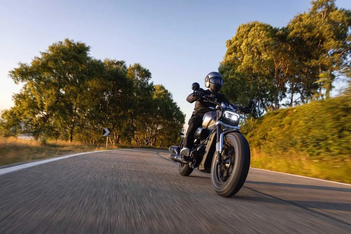 Benelli Leoncino Bobber 400: la cruiser anticipa EICMA ed arriva su strada (7)