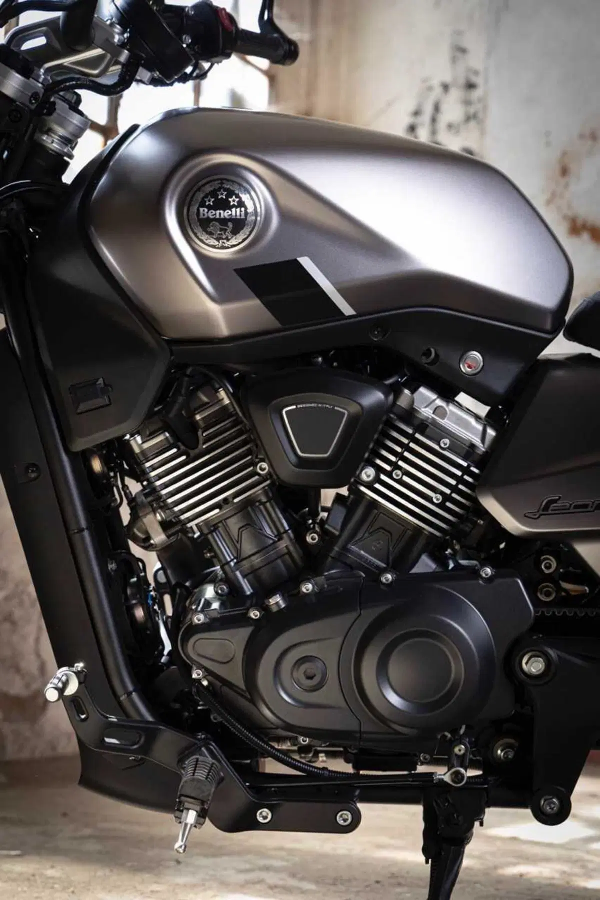 Benelli Leoncino Bobber 400: la cruiser anticipa EICMA ed arriva su strada (22)