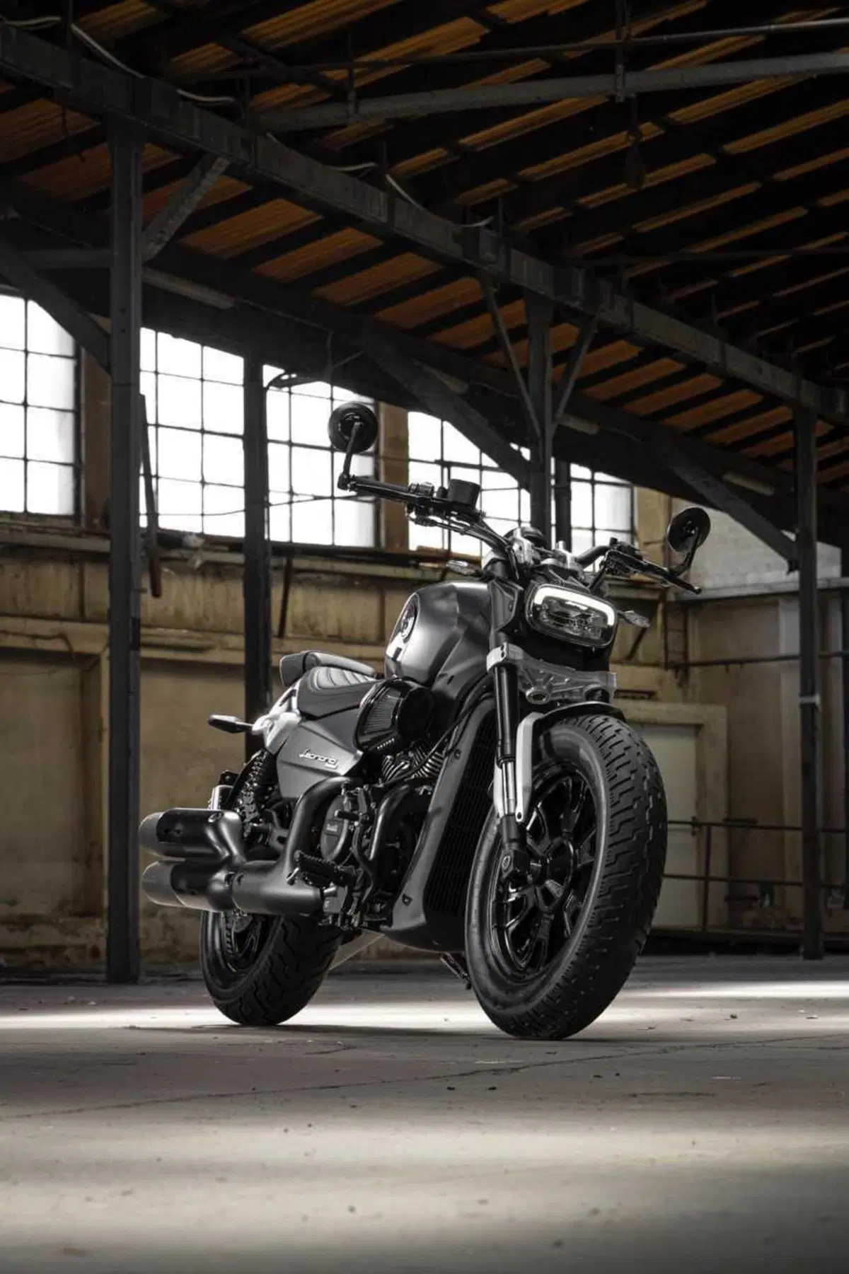 Benelli Leoncino Bobber 400: la cruiser anticipa EICMA ed arriva su strada (36)