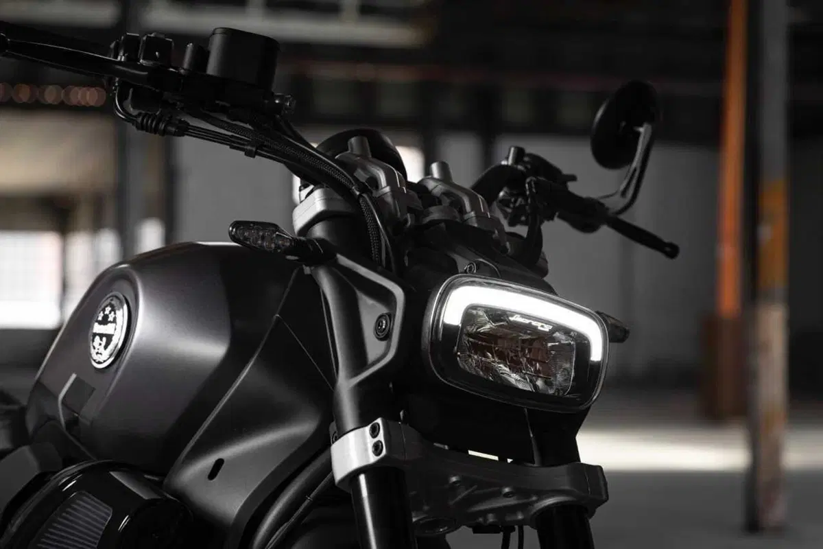 Benelli Leoncino Bobber 400: la cruiser anticipa EICMA ed arriva su strada (45)