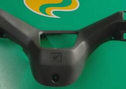 Copertura posteriore manubrio WALLAROO 50 Honda