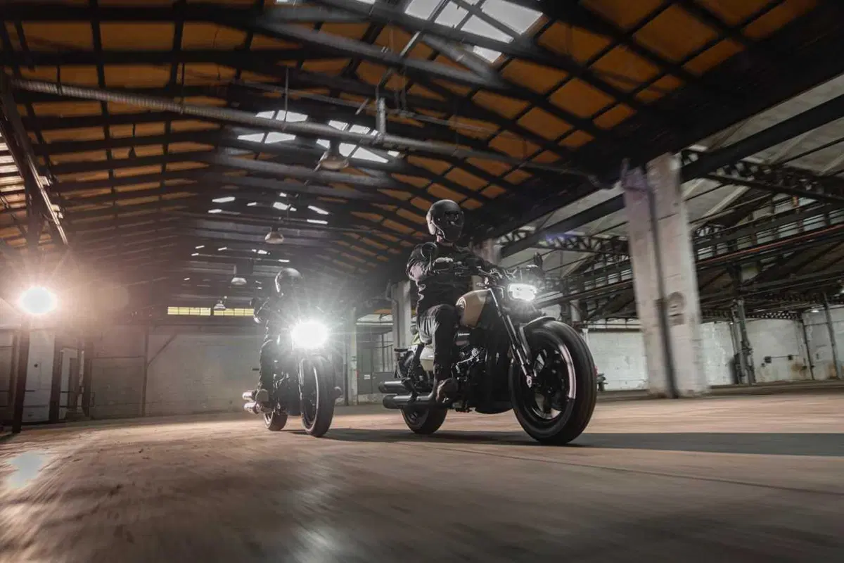 Benelli Leoncino Bobber 400: la cruiser anticipa EICMA ed arriva su strada (69)