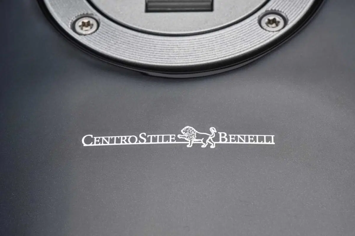 Benelli Leoncino Bobber 400: la cruiser anticipa EICMA ed arriva su strada (87)