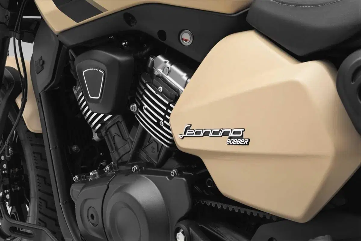 Benelli Leoncino Bobber 400: la cruiser anticipa EICMA ed arriva su strada (92)