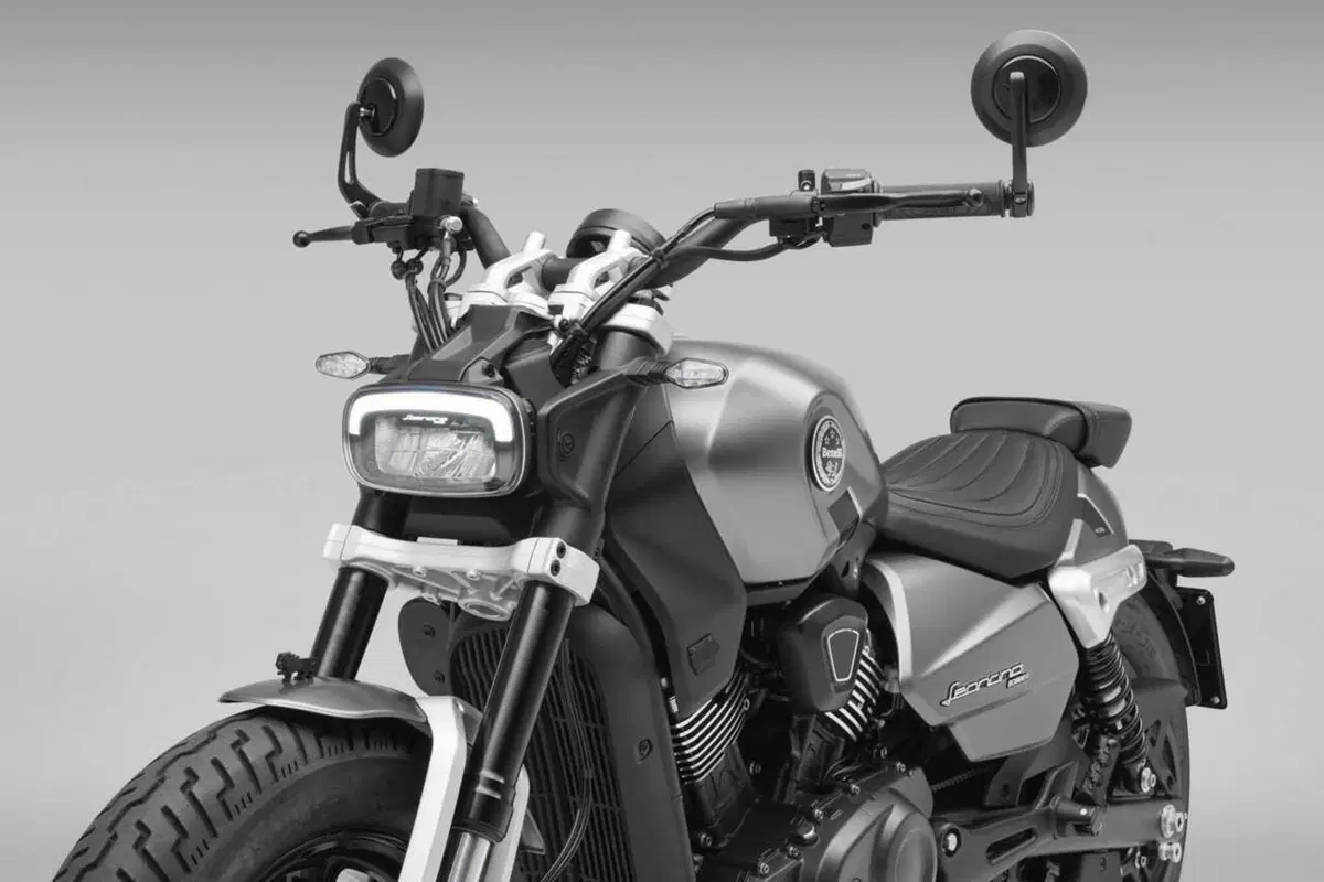 Benelli Leoncino Bobber 400: la cruiser anticipa EICMA ed arriva su strada (93)