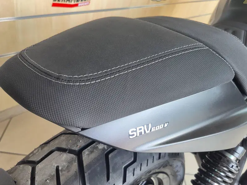 QJ Motor SRV 600 V (2025 - 26) (6)