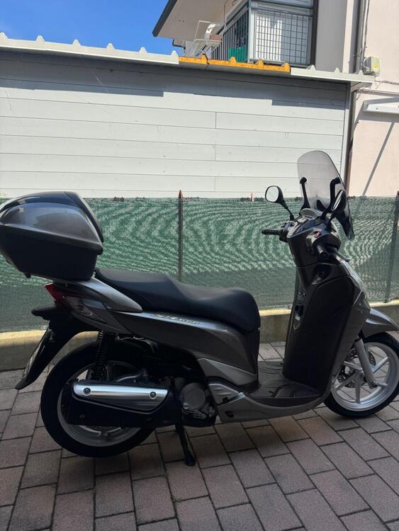 Honda SH 300 i ABS (2011 - 13) (2)