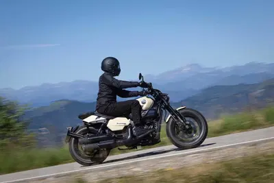 Benelli Leoncino Bobber 400: la cruiser anticipa EICMA ed arriva su strada