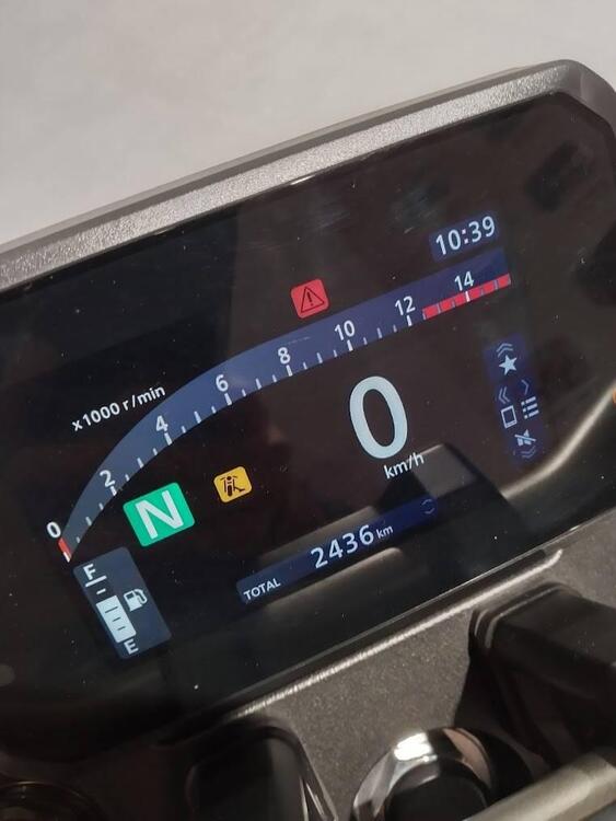 Honda CB 650 R (2024 - 25) (5)