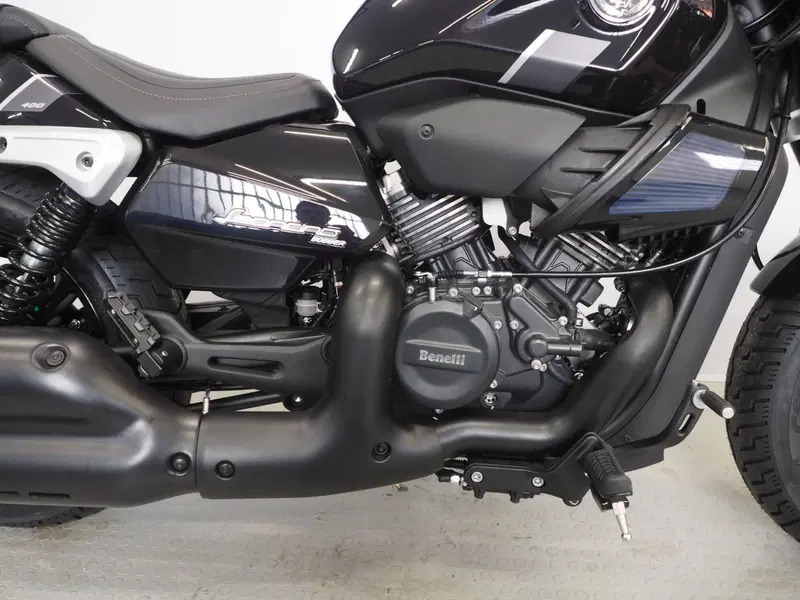 Benelli Leoncino 400 Bobber (2026) (2)