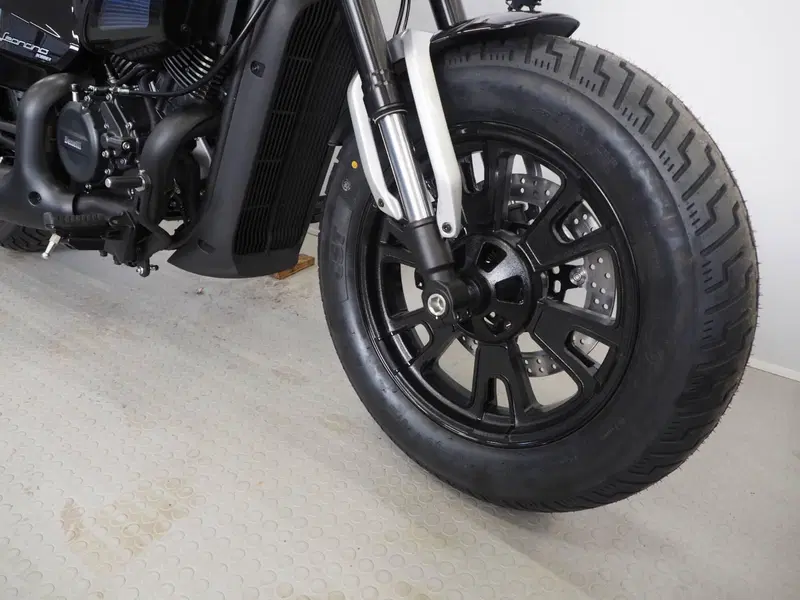 Benelli Leoncino 400 Bobber (2026) (5)