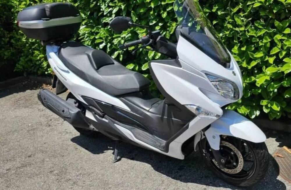 Suzuki Burgman AN 400 (2017 - 20)