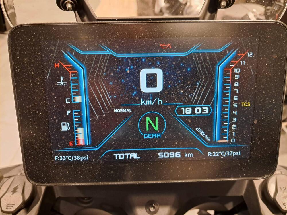 QJ Motor SRT 600 SX (2024 - 25) (4)