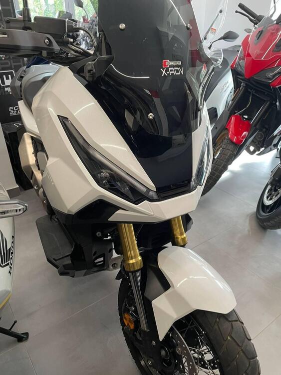 Honda X-ADV 750 (2025) (2)