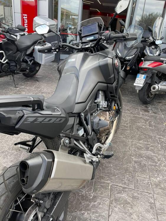 Honda Africa Twin CRF 1100L (2022 - 23) (3)