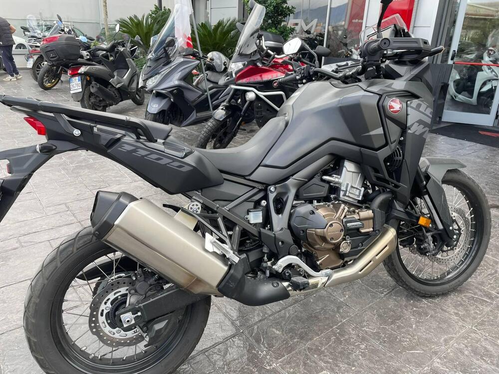 Honda Africa Twin CRF 1100L (2022 - 23) (4)