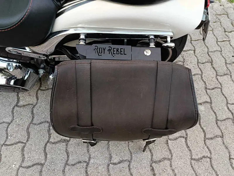 Harley-Davidson 1690 Breakout (2013 - 17) - FXSB (2)