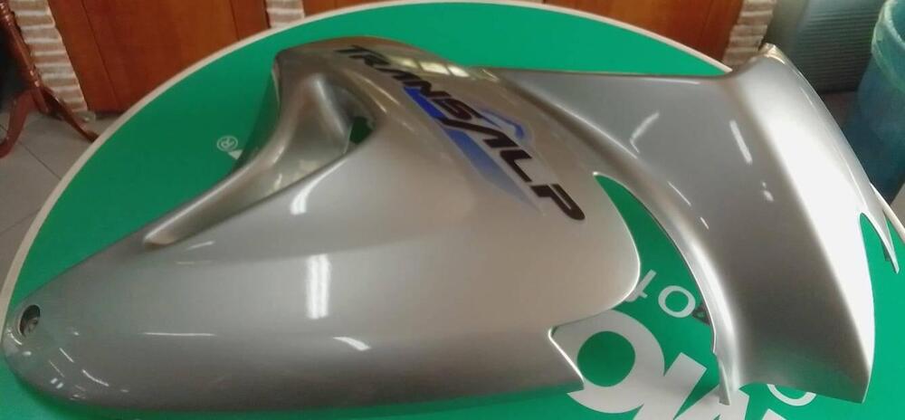 Carena anteriore destra TRANSALP Honda (3)