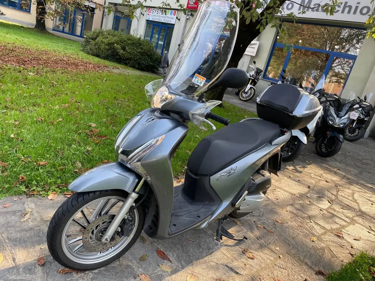 Honda SH 150i ABS (2013 - 16) (2)