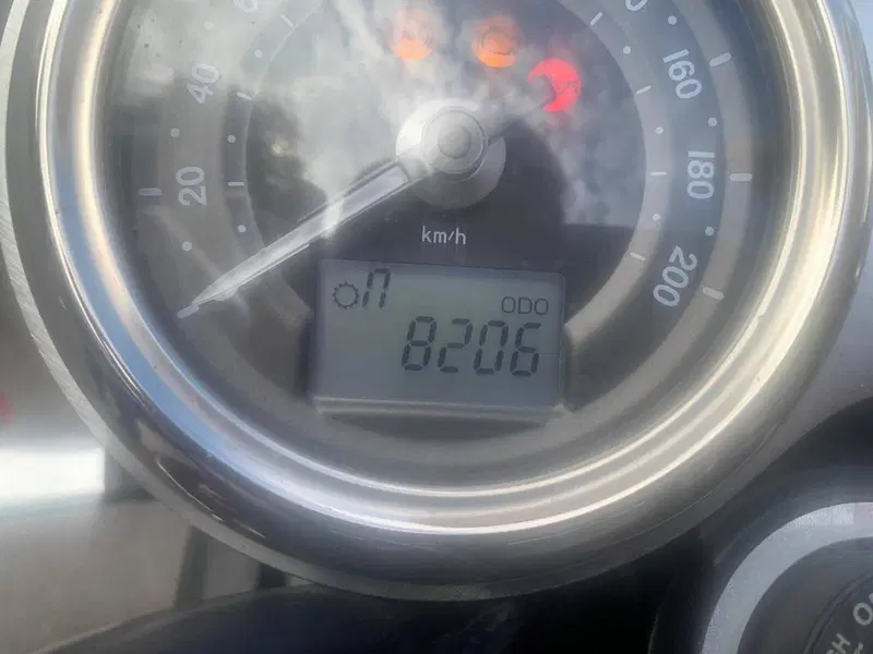 Triumph Bonneville T120 (2016 - 20) (3)