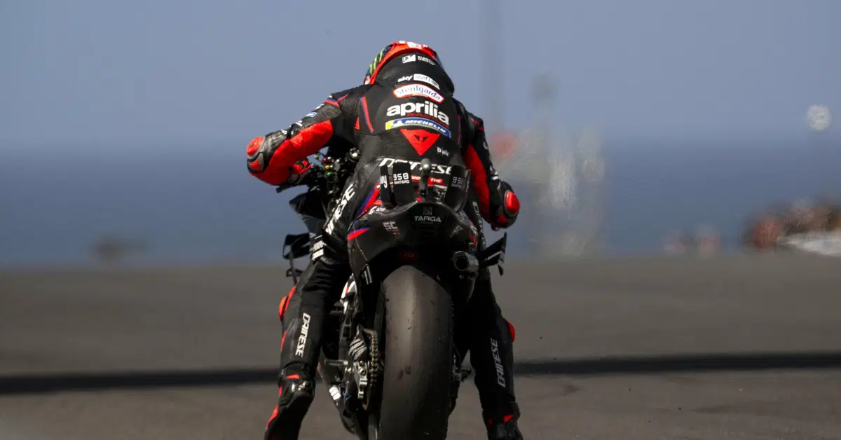 MotoGP 2025. GP dell'Australia. S&igrave;, &egrave; possibile che la gara lunga a Phillip Island sia fatta di sabato (o posticipata la domenica), causa forte vento [VIDEO]