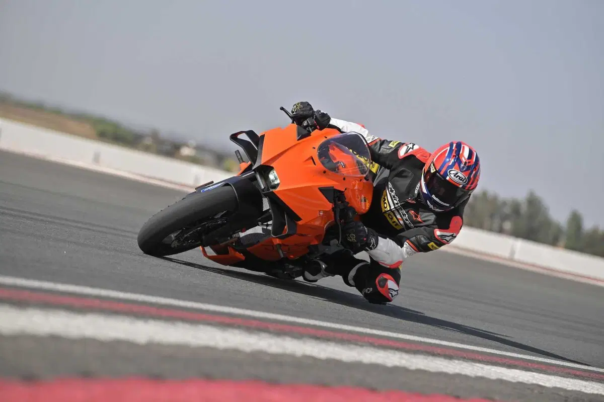KTM 990 RC R (13)