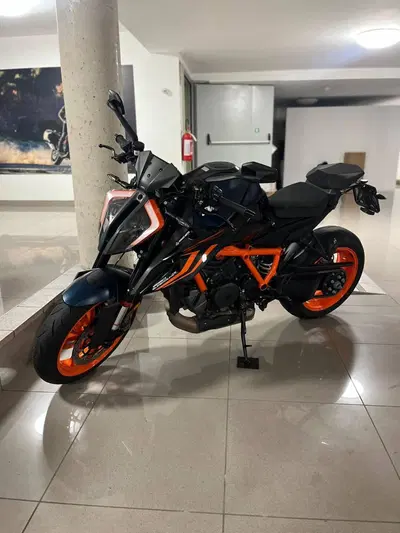 KTM 1290 Super Duke R (2022 - 23) usata