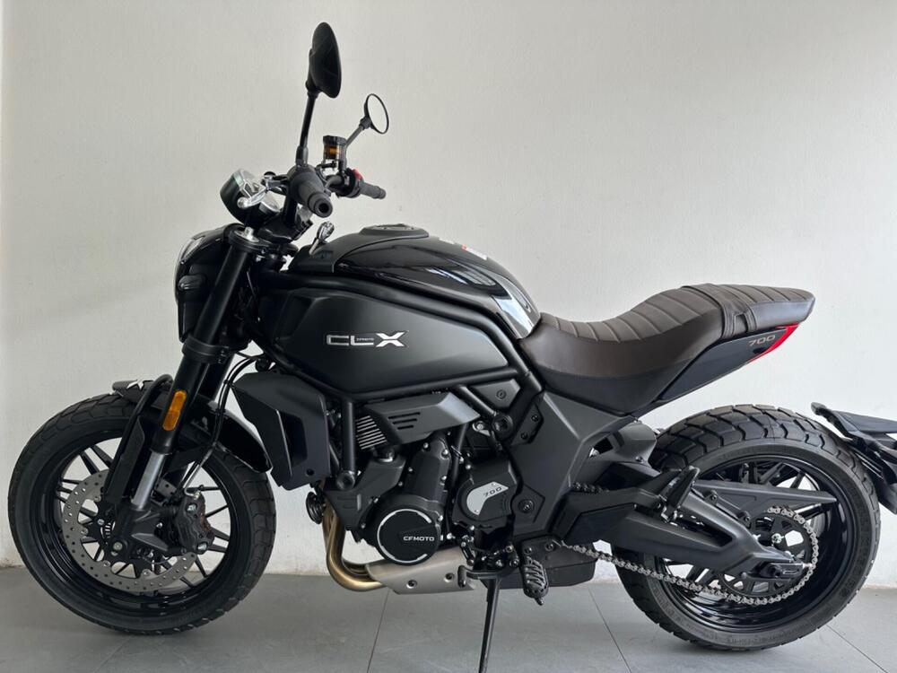 CFMOTO 700CL-X Heritage (2021 - 25) (2)
