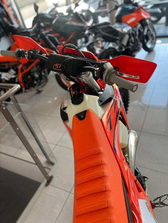 KTM 300 EXC Champion Edition (2025) (5)