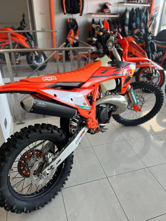 KTM 300 EXC Champion Edition (2025) (3)