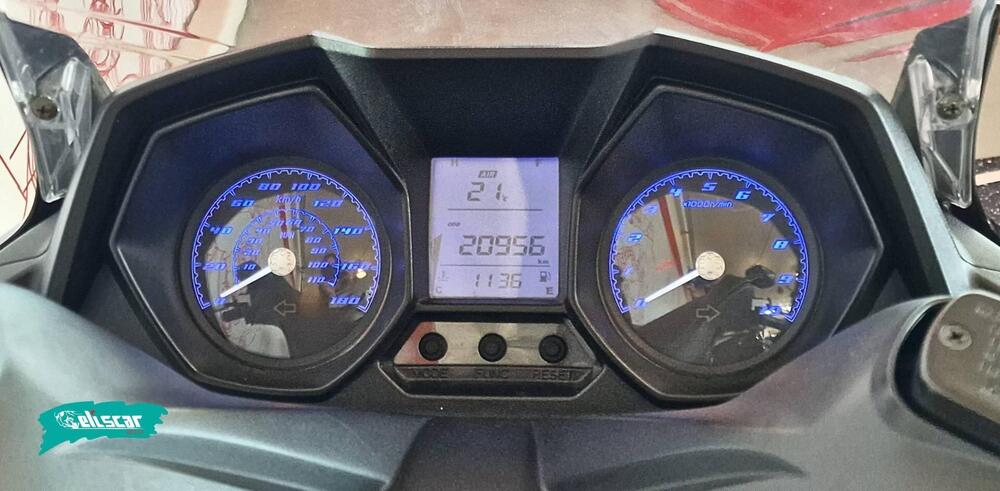 Kymco Downtown 350i ABS (2016 - 20) (5)