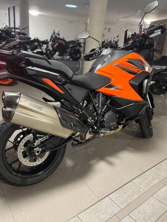 KTM 1290 Super Adventure S (2021) (2)