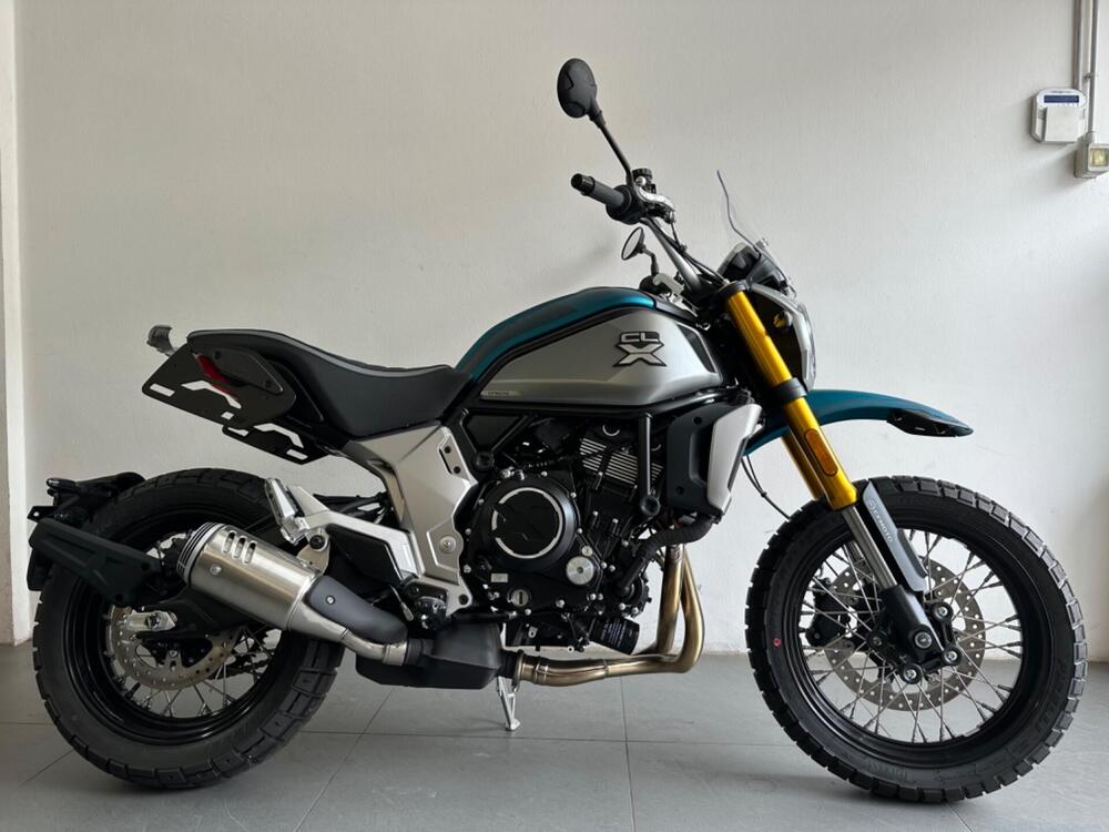CFMOTO 700CL-X Adventure (2023 - 25)