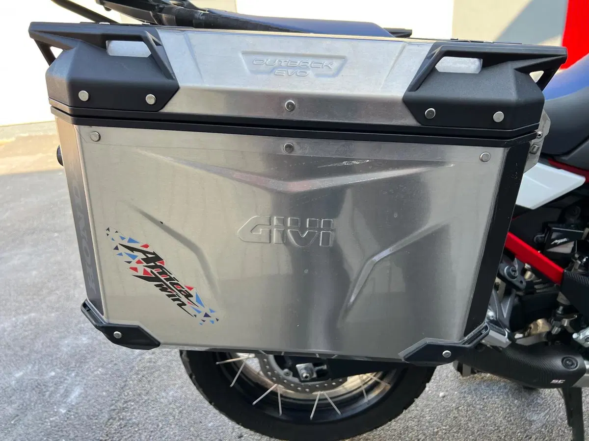Honda Africa Twin CRF 1100L (2022 - 23) (15)
