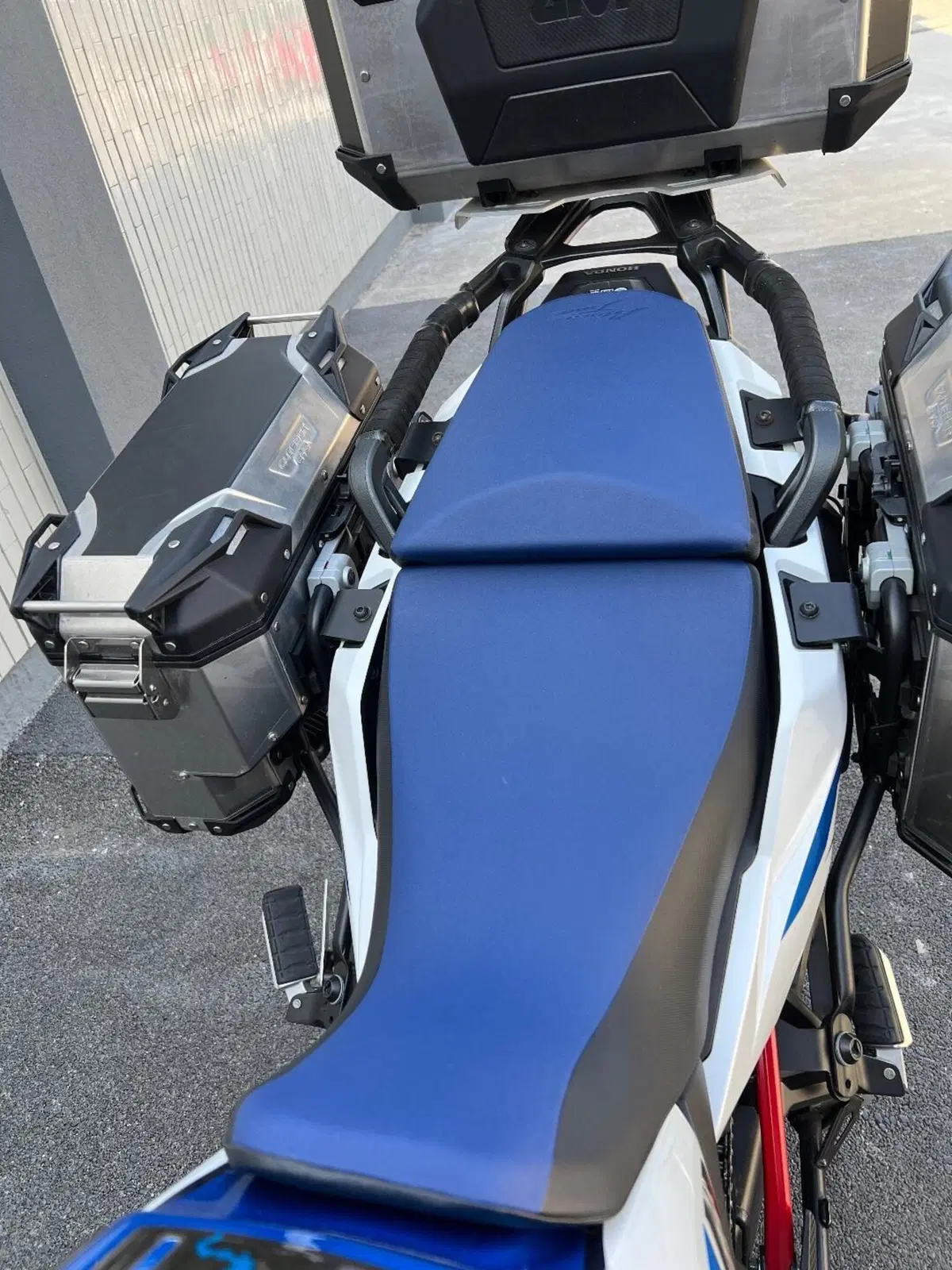 Honda Africa Twin CRF 1100L (2022 - 23) (9)