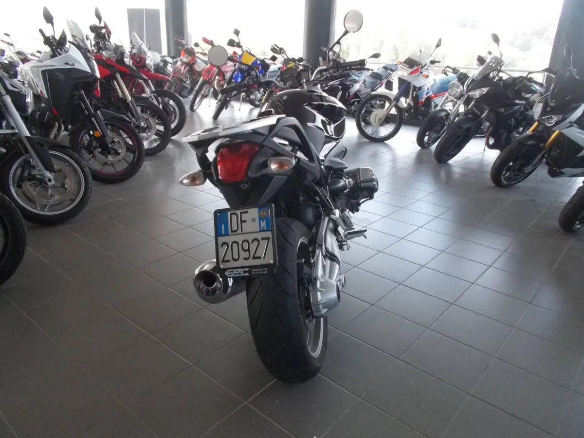 Bmw R 1200 R (2006 - 11) (3)