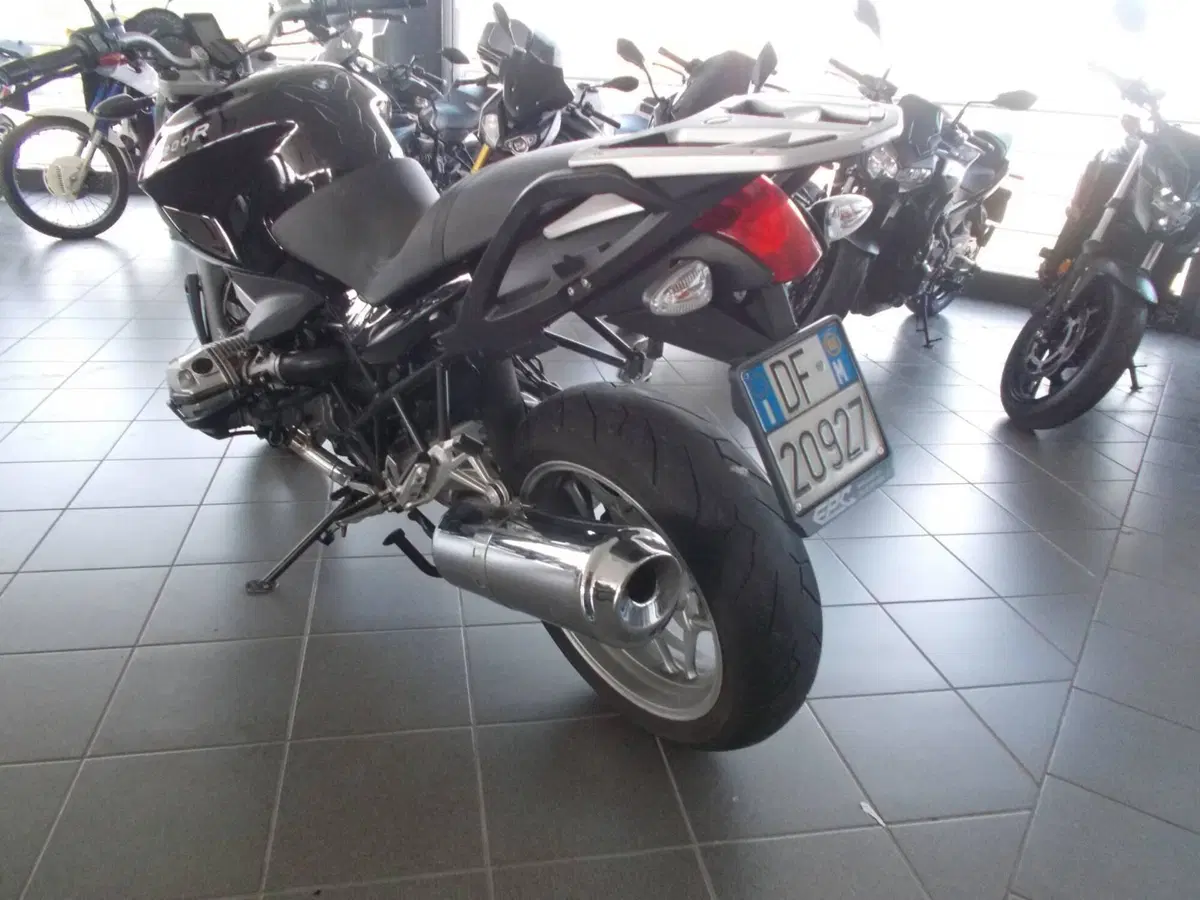 Bmw R 1200 R (2006 - 11) (4)