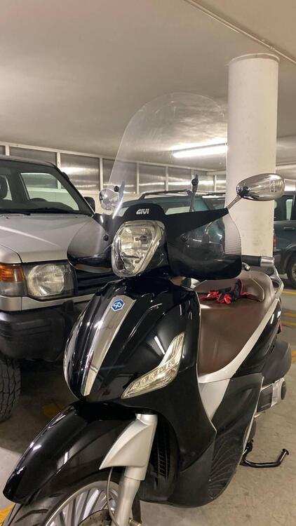 Piaggio Beverly 300 i.e. (2010 - 16) (3)