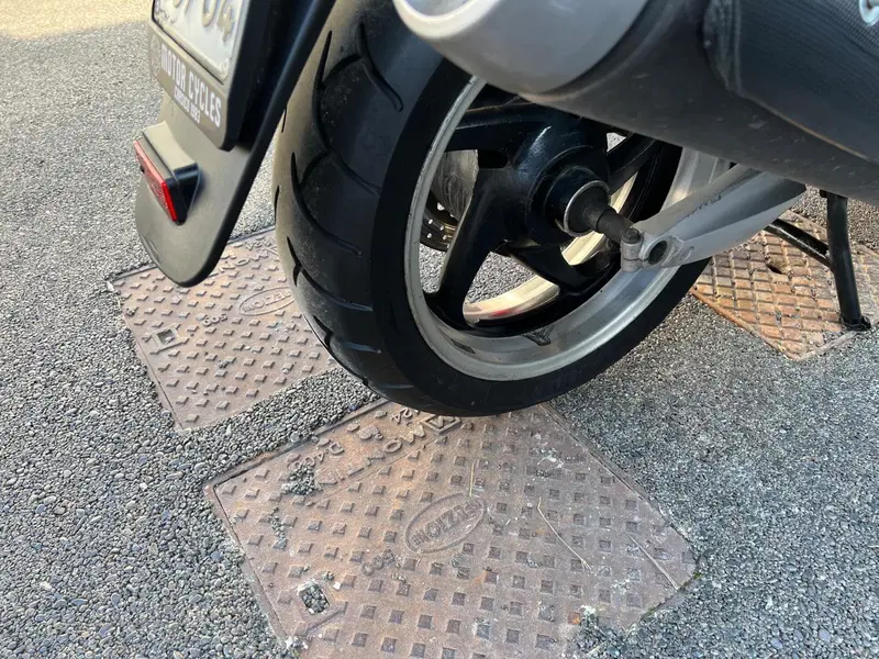 Yamaha T-Max 500 (2004 - 07) (10)