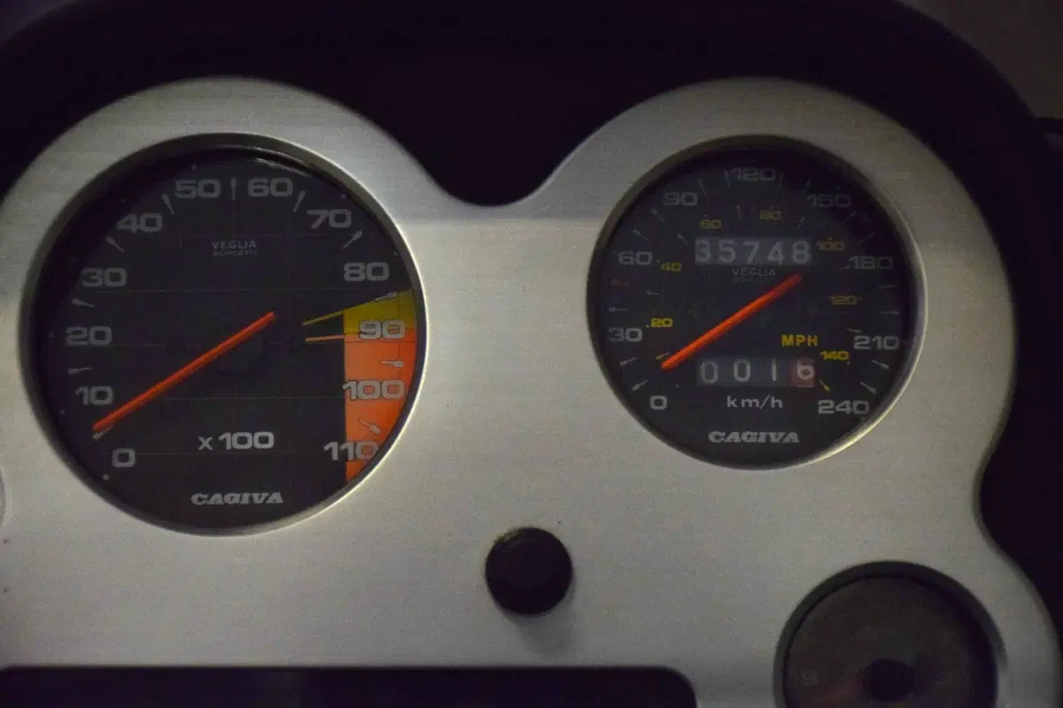 Cagiva Alazzurra 650 (10)