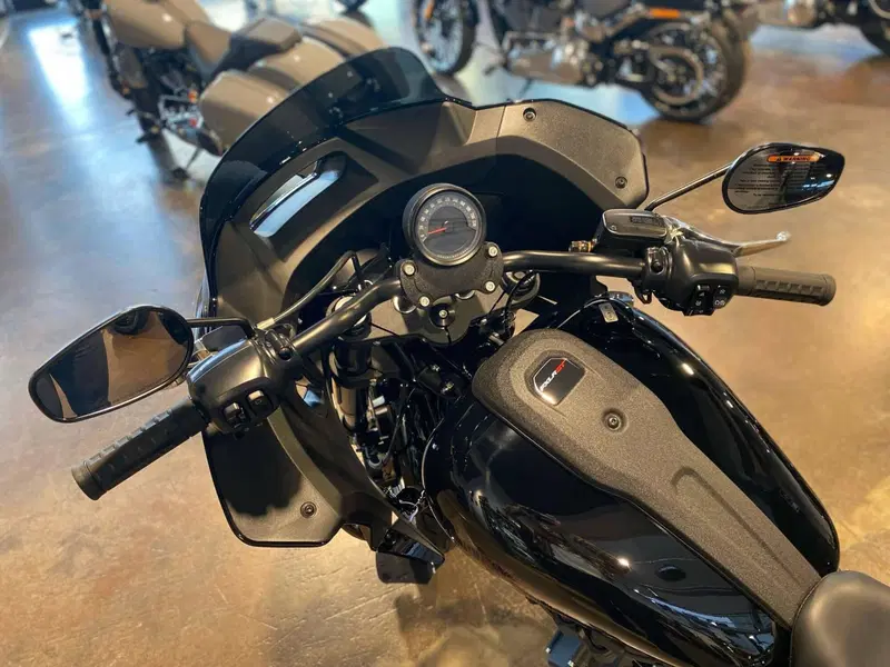 Harley-Davidson Low Rider ST (2025 - 26) (7)