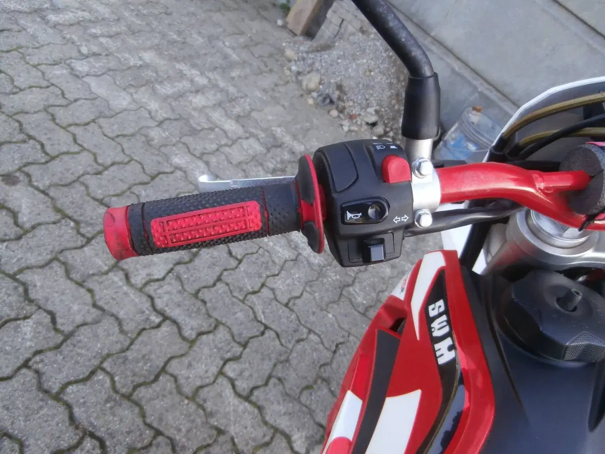 Swm RS 125 R (2017 - 20) (8)