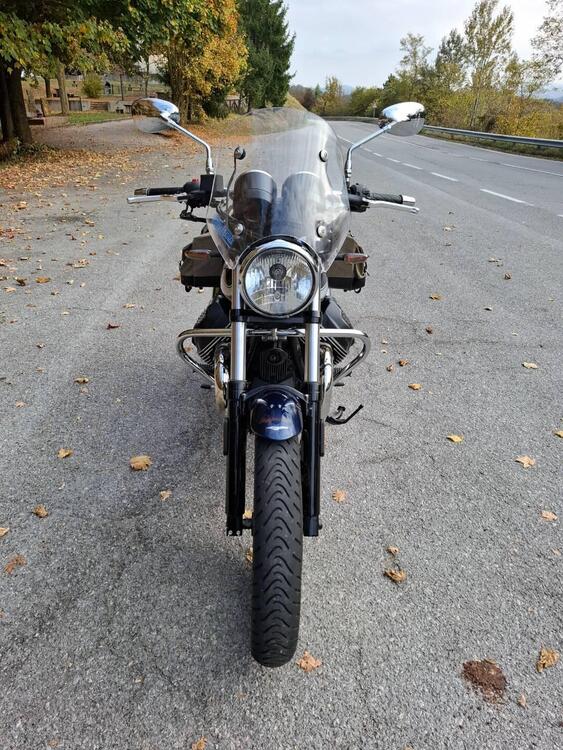 Moto Guzzi V7 Special (2021 - 24) (2)